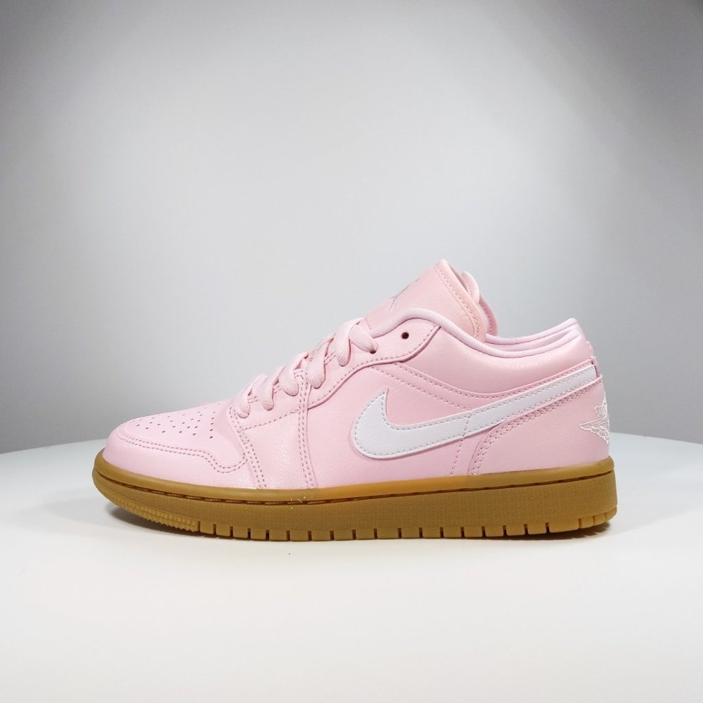 WMNS AIR JORDAN 1 LOW 'ARCTIC PINK GUM' - Picture 4 of 4